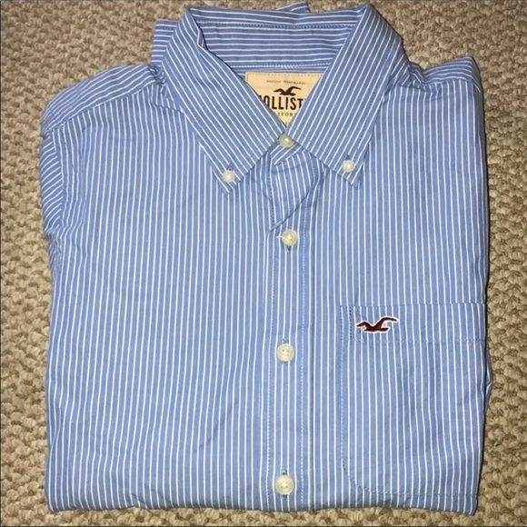 Men’s hollister button down - Picture 2 of 4